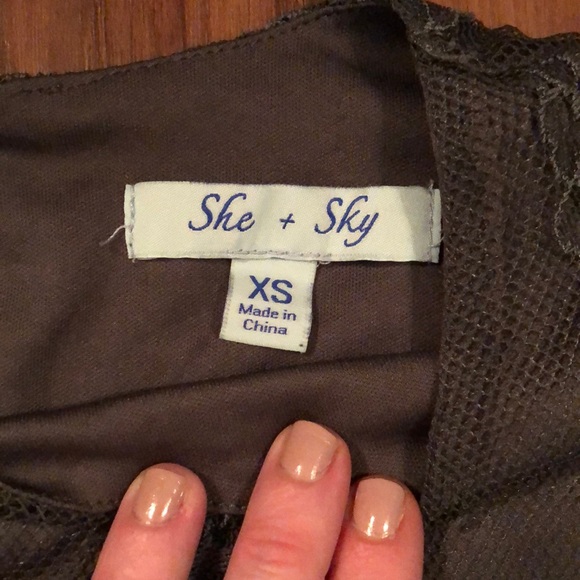 Lace detail bell sleeve top - Picture 3 of 4